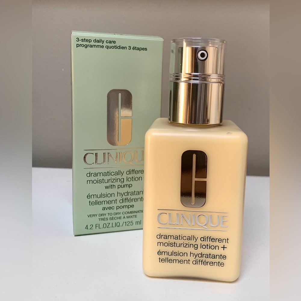 Clinique Dramatically Different Moisturizing Lotion